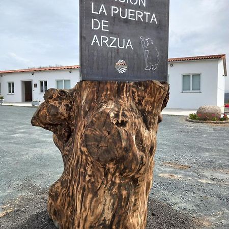 Hotel La Puerta De Арсуа Экстерьер фото